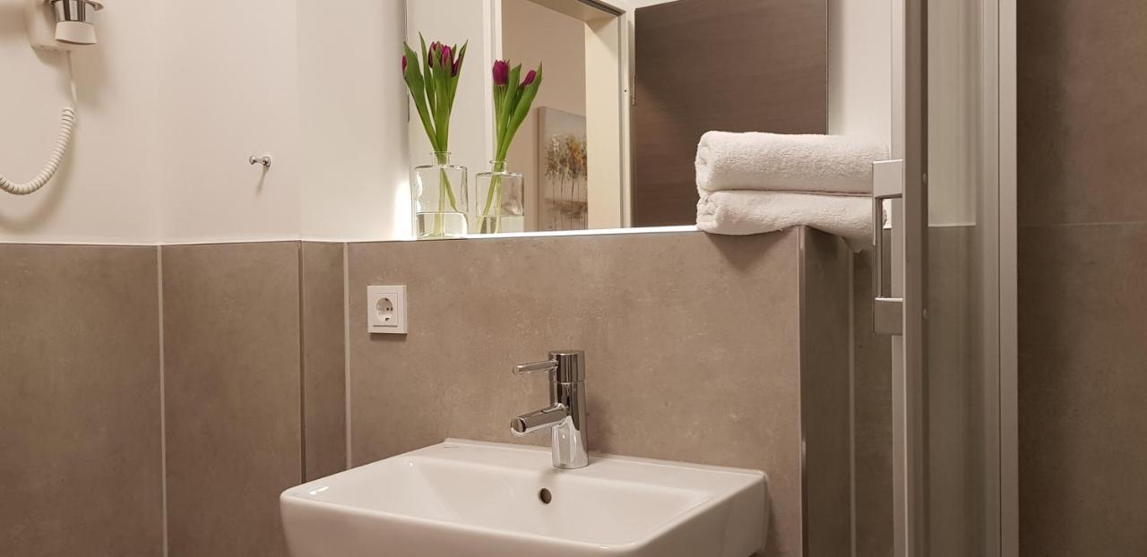 Apricot Hotel Hamburg Ngoại thất bức ảnh